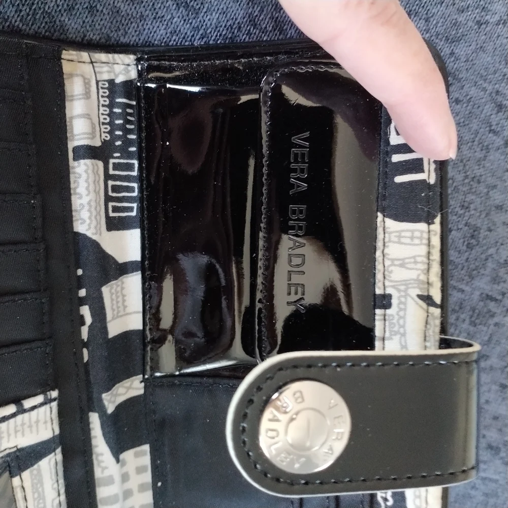 Vera Bradley Quilt & Patent Leather Black Wallet - Picture 5 of 10